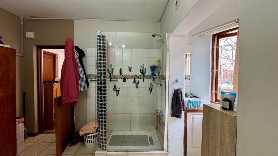 5 Bedroom Property for Sale in Strand North Western Cape